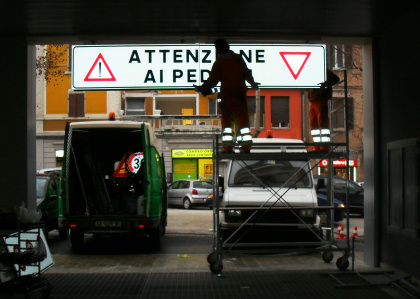 realizzazione impanti stradali luminosi ad ancona