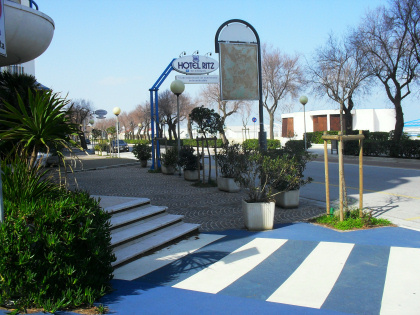 segnaletica parcheggi privati marche